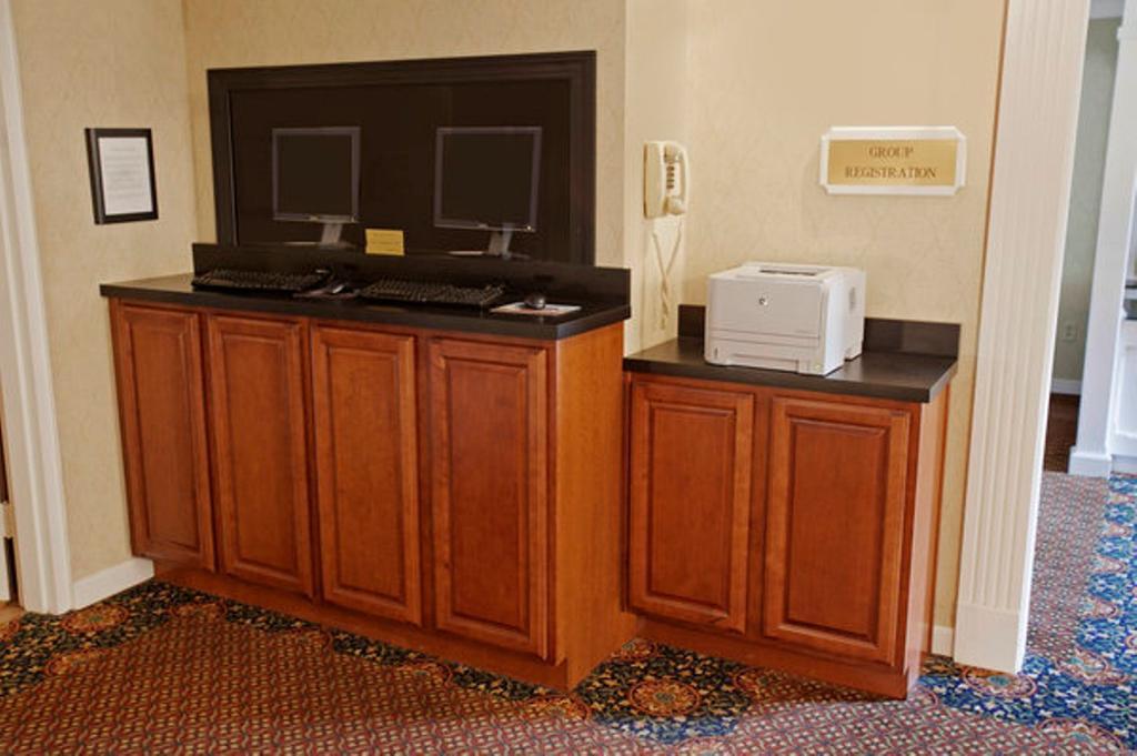 Hotel Williamsburg Hospitality House Business photo